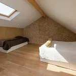 Bertrix Charming 2-bedroom Casa de Férias *