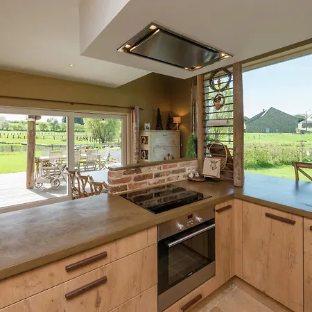 Nyaraló Bertrix Charming 2-bedroom Sart