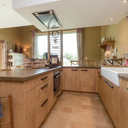 Bertrix Charming 2-bedroom Nyaraló