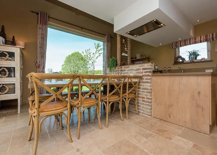 Bertrix Charming 2-bedroom *