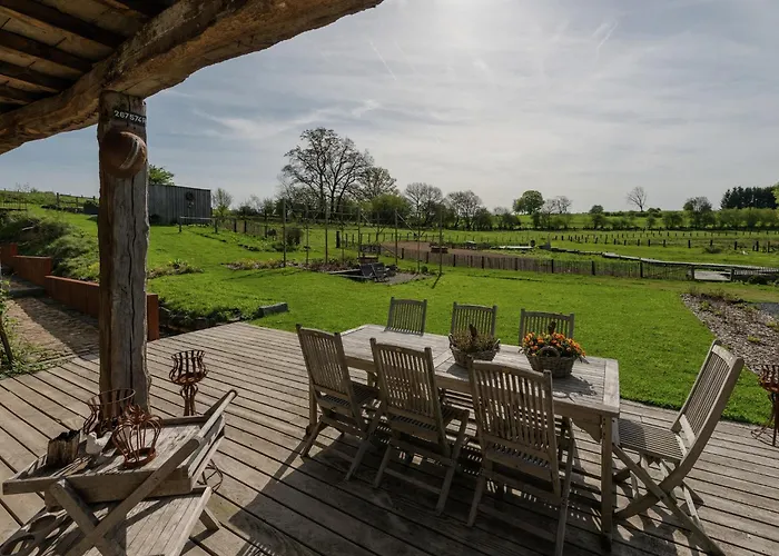 Bertrix Charming 2-bedroom Casa vacanze *