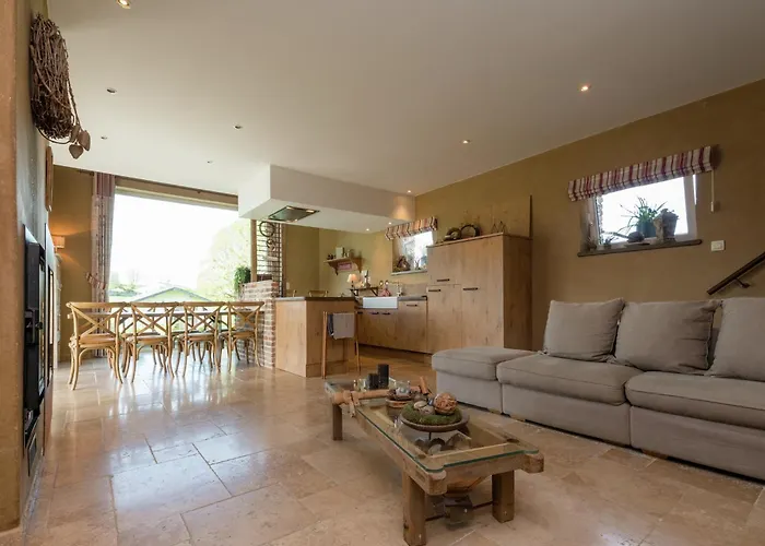 Bertrix Charming 2-bedroom