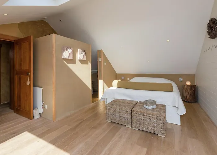 Bertrix Charming 2-bedroom Casa vacanze *